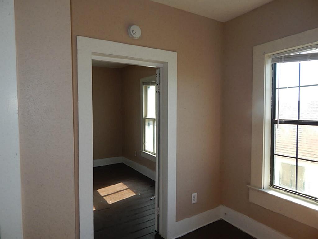 2818 Avenue R, Galveston, TX 77550