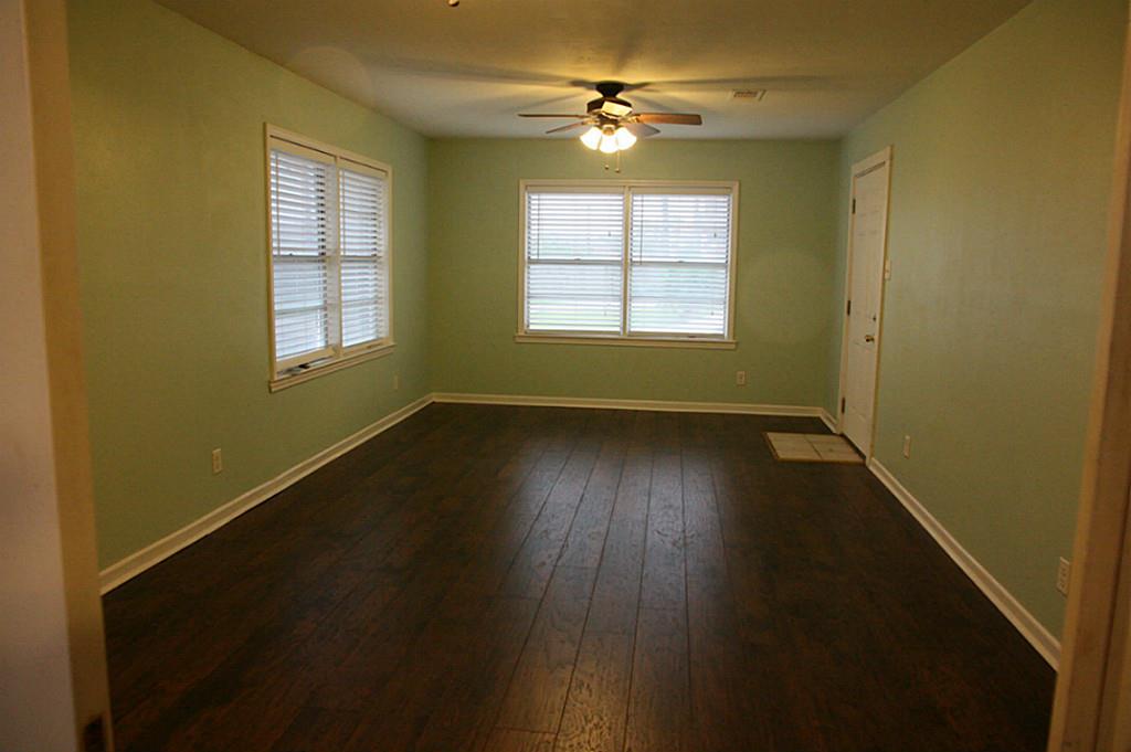 1118 Bayou, Galveston, TX 77551