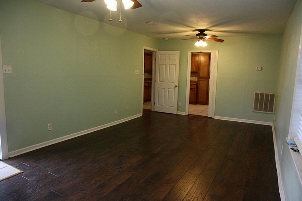 1118 Bayou, Galveston, TX 77551
