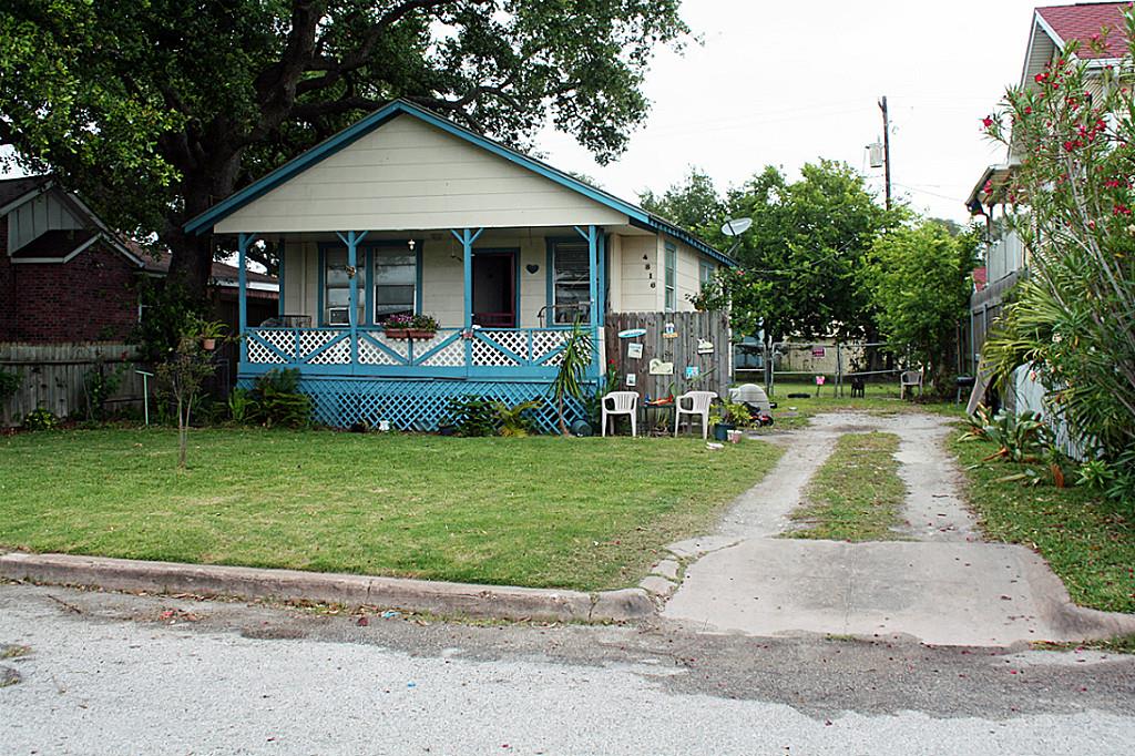 4816 Avenue Q 1/2, Galveston, TX 77551