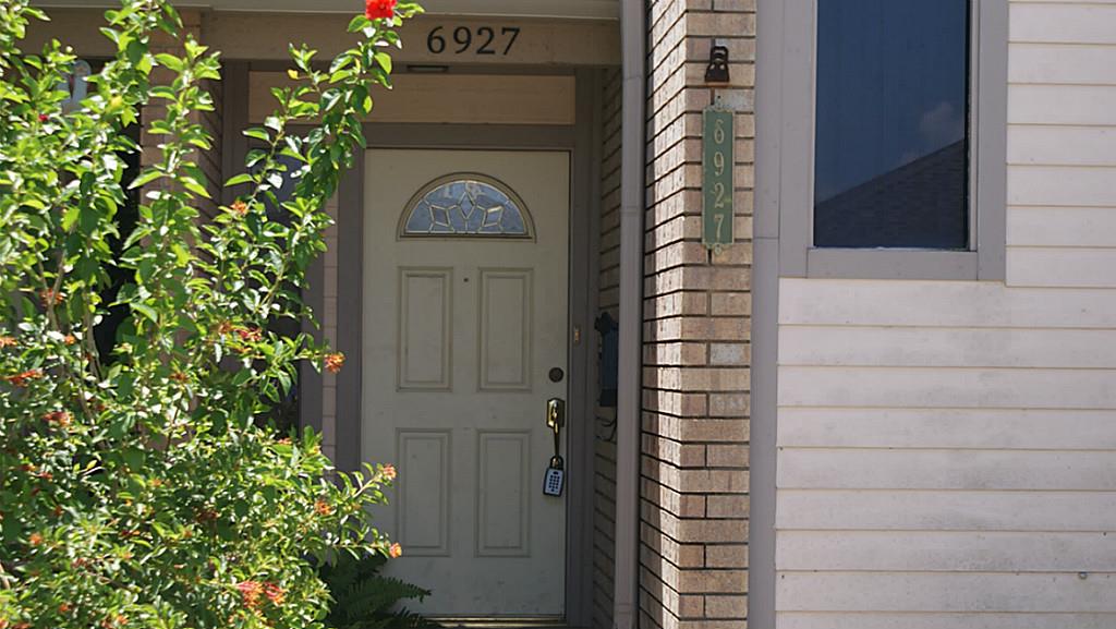 6927 Williams, Galveston, TX 77551