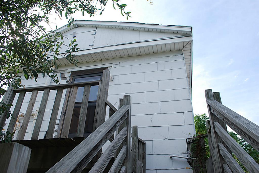 5618 Ave L, Galveston, TX 77551
