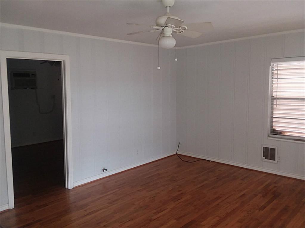 2516 46th Street, Galveston, TX 77551