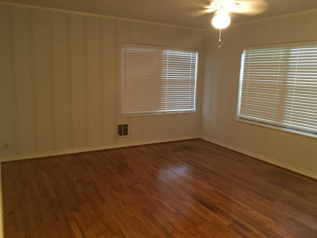 2516 46th Street, Galveston, TX 77551