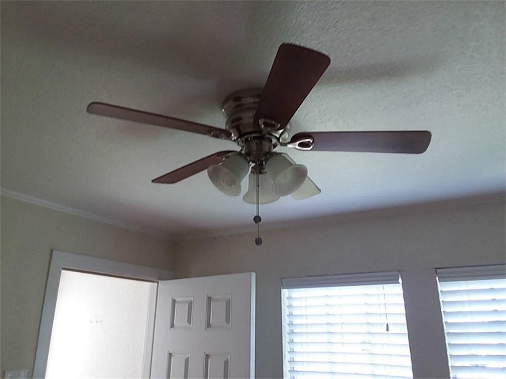 1301 Milam Drive, Galveston, TX 77551