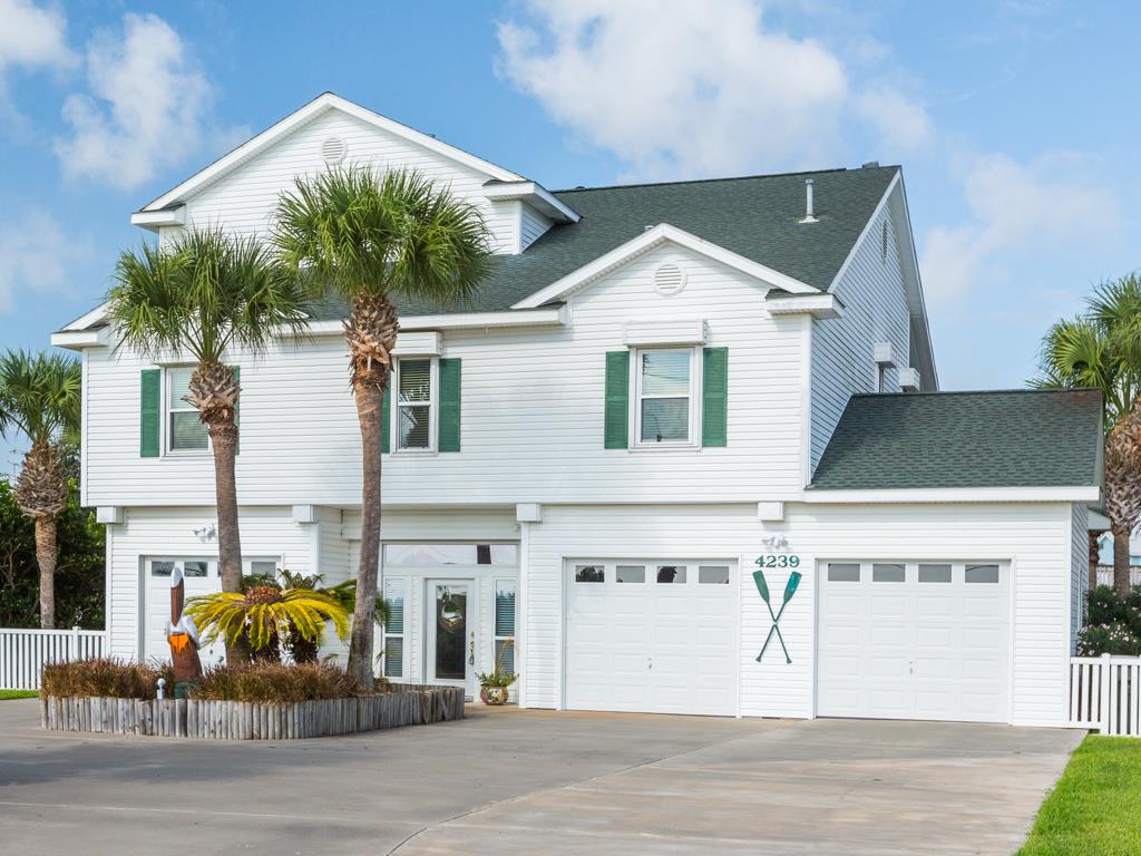 4239 Santiago Circle, Galveston, TX 77554