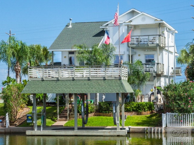 4239 Santiago Circle, Galveston, TX 77554