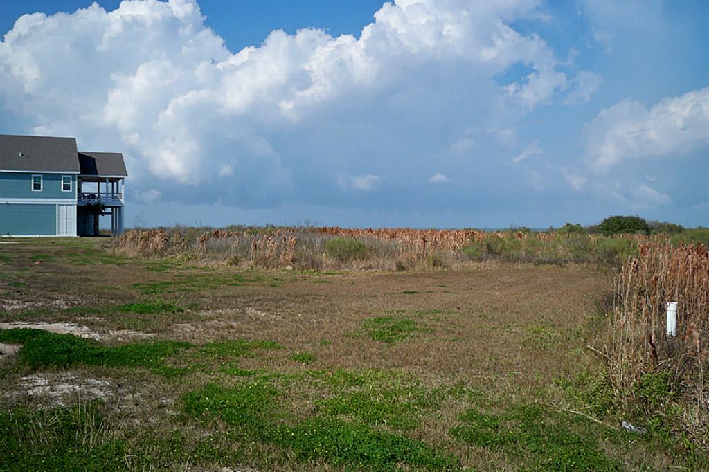 26102 Bay Breeze Drive, Galveston, TX 77554