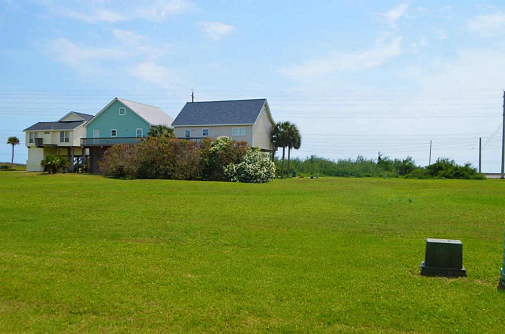 Lot 30 Monterey Court, Galveston, TX 77554