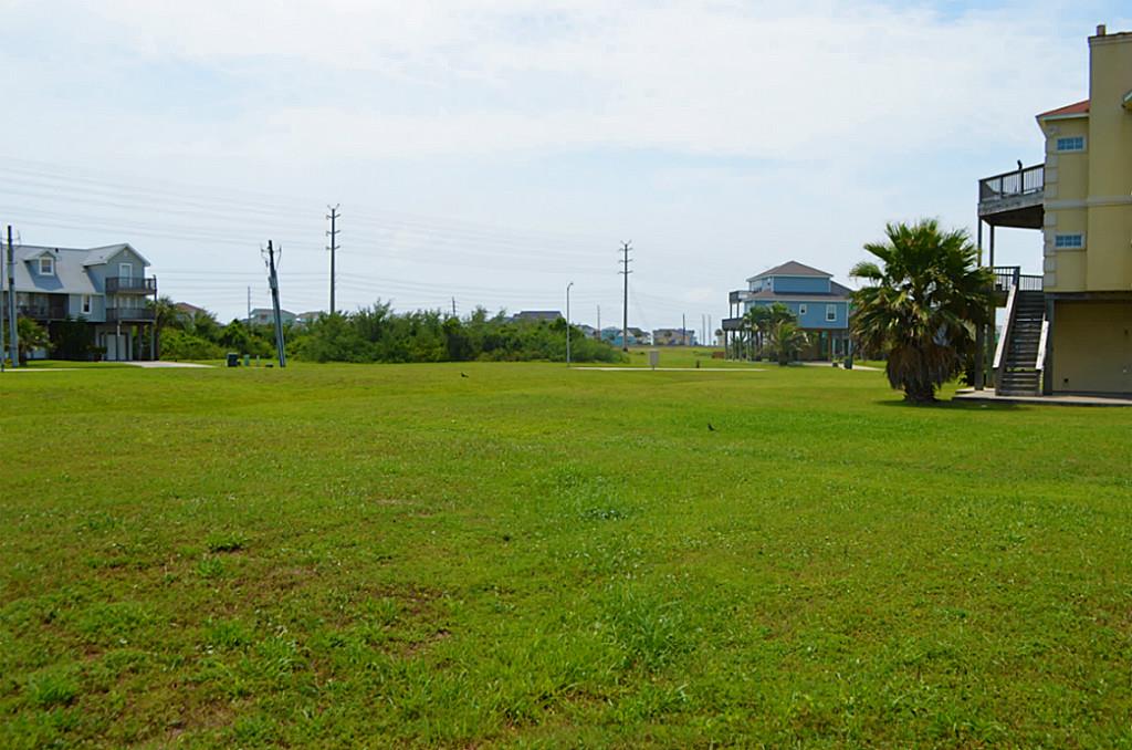 Lot 30 Monterey Court, Galveston, TX 77554