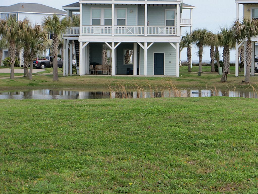 4123 Royal Tern Lane, Galveston, TX 77554