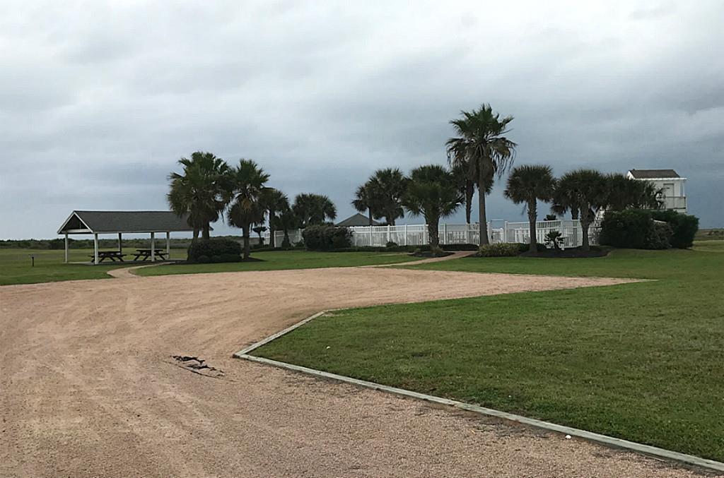 000 Sausalito, Galveston, TX 77554