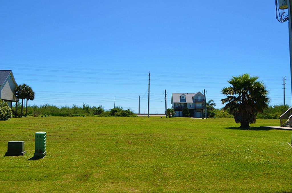 Lot 31 Monterey Court, Galveston, TX 77554