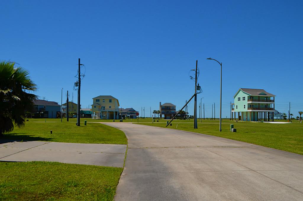 Lot 31 Monterey Court, Galveston, TX 77554