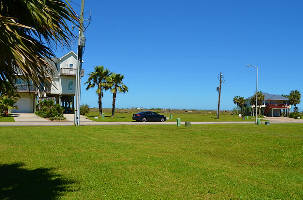 Lot 31 Monterey Court, Galveston, TX 77554