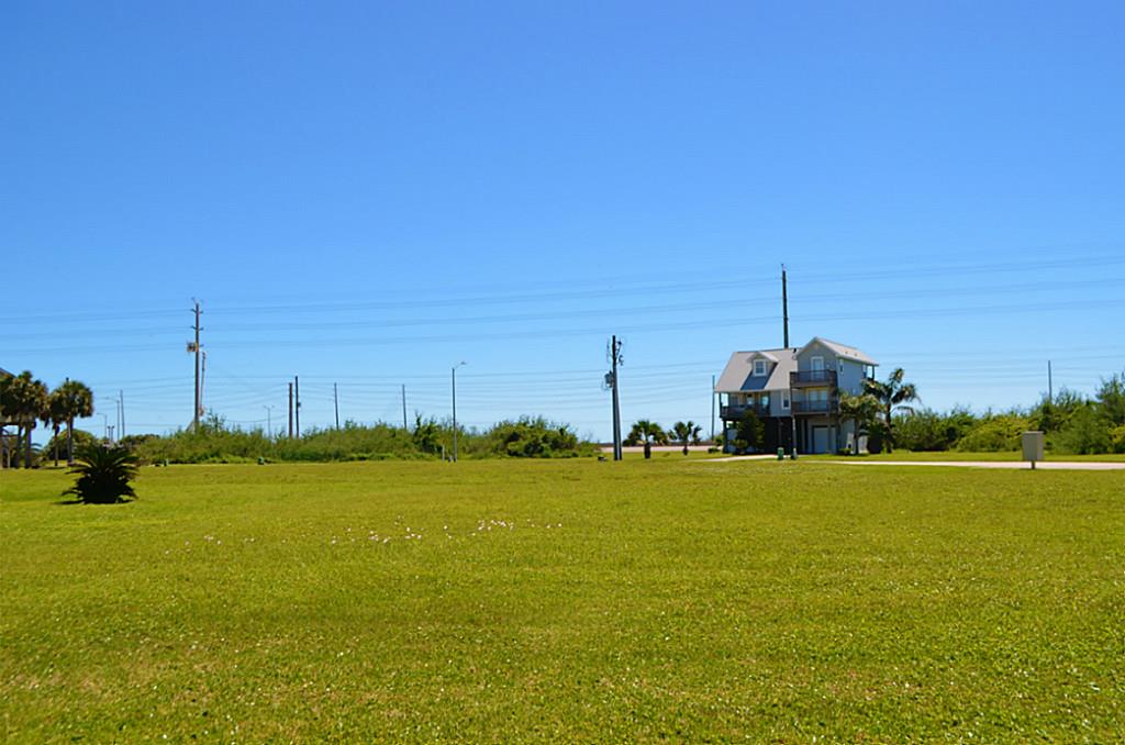 Lot 33 Monterey Court, Galveston, TX 77554
