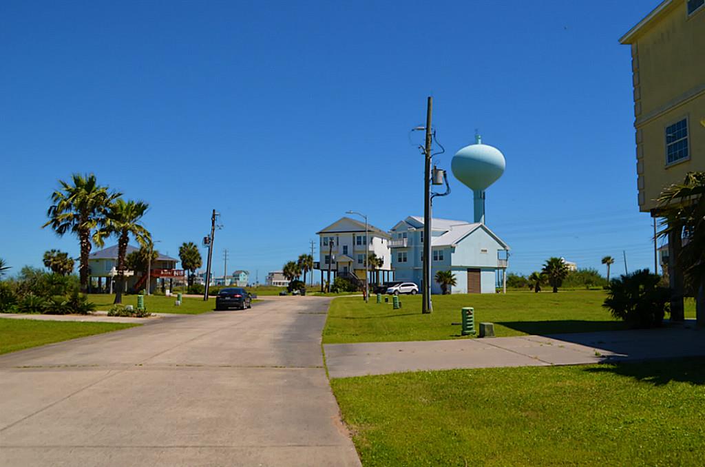 Lot 33 Monterey Court, Galveston, TX 77554