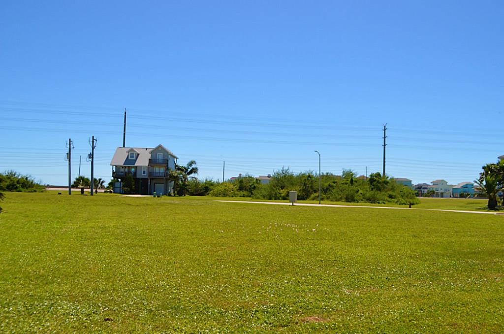 Lot 33 Monterey Court, Galveston, TX 77554