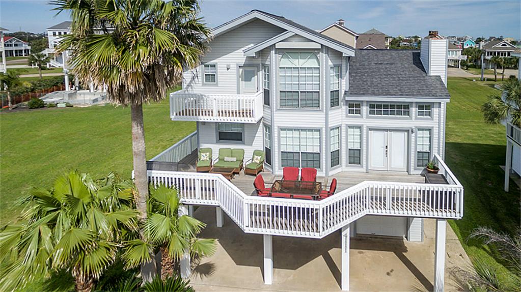 4111 Turks Pt, Galveston, TX 77554