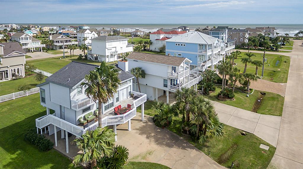 4111 Turks Pt, Galveston, TX 77554