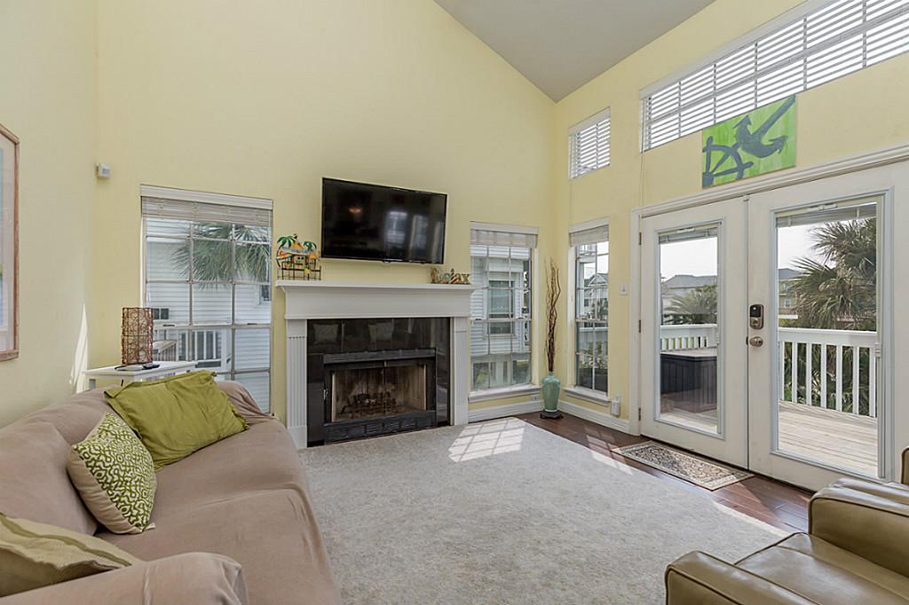 4111 Turks Pt, Galveston, TX 77554