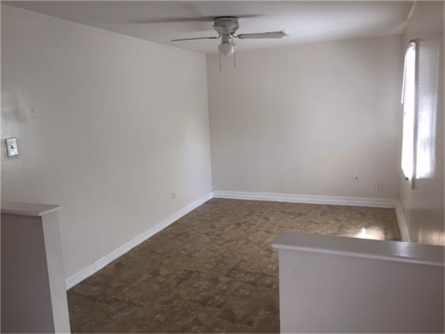 105 Clear Lake Road, Highlands, TX 77562