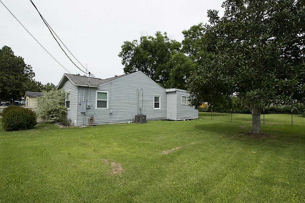 7025 Shannon, Hitchcock, TX 77563