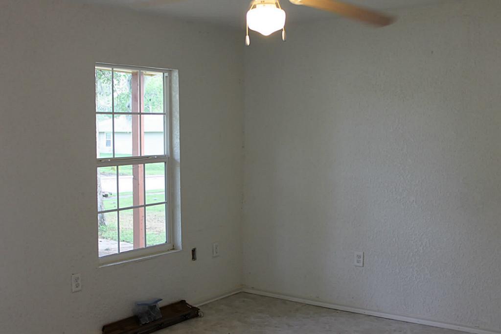 134 Huisache Street, Lake Jackson, TX 77566