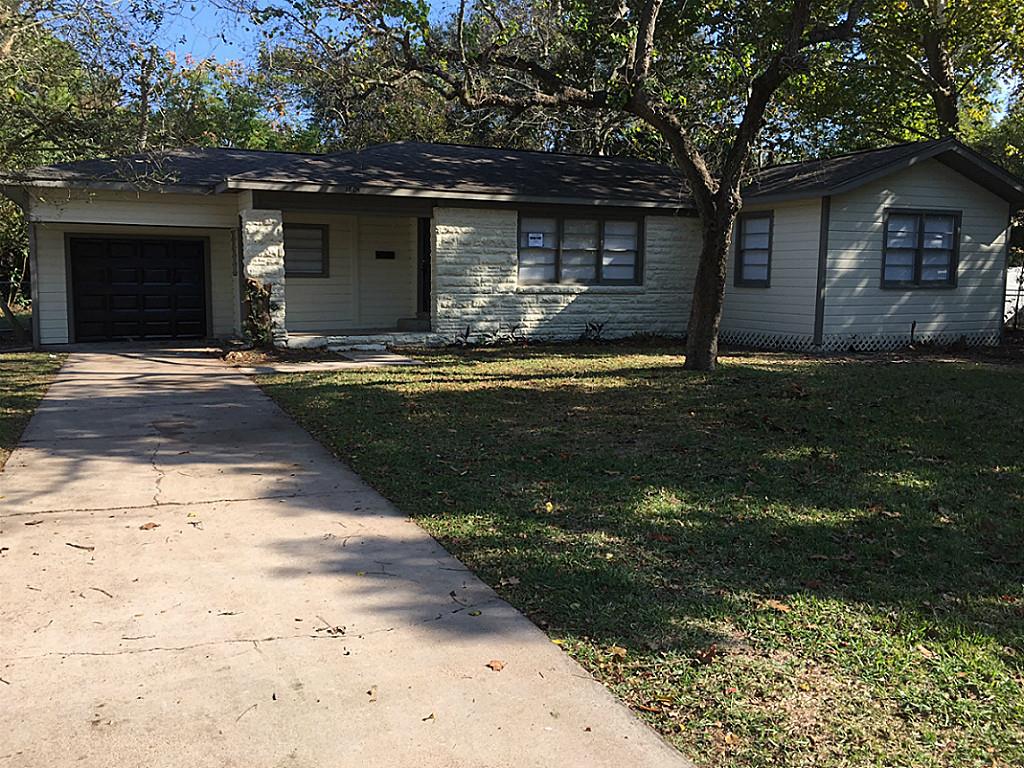 1805 Austin Street, La Marque, TX 77568