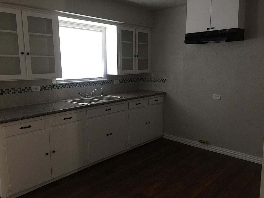 1805 Austin Street, La Marque, TX 77568