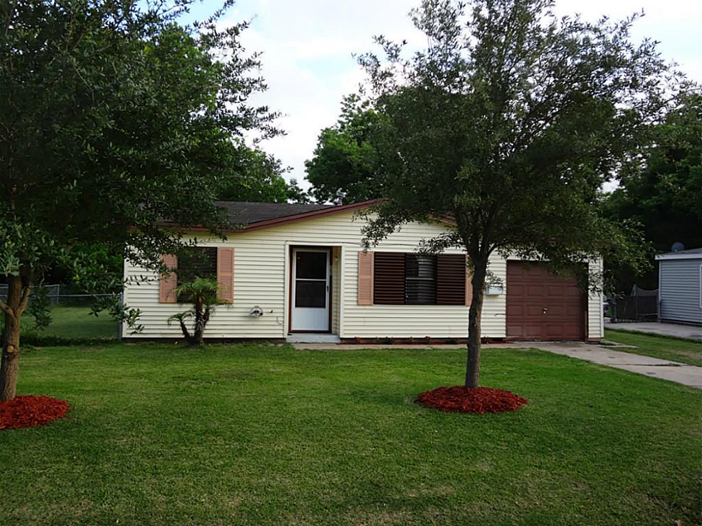 503 Azalea Drive, La Marque, TX 77568