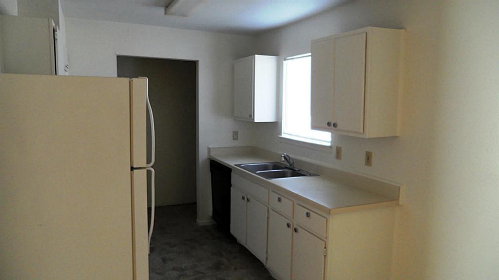 220 Westward Avenue, La Marque, TX 77568