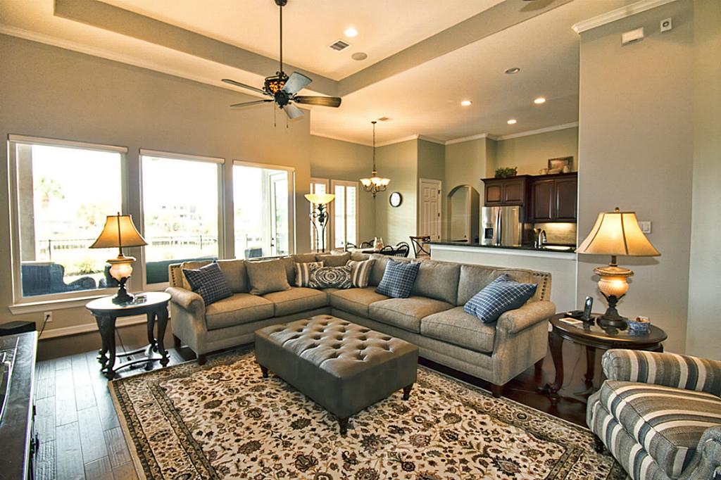 733 Pegasus Lane, League City, TX 77573