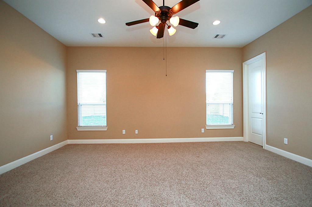 2714 Quartz Ridge, Iowa Colony, TX 77583