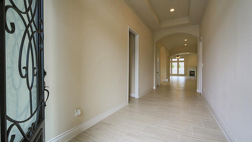 9806 Carver Drive, Iowa Colony, TX 77583