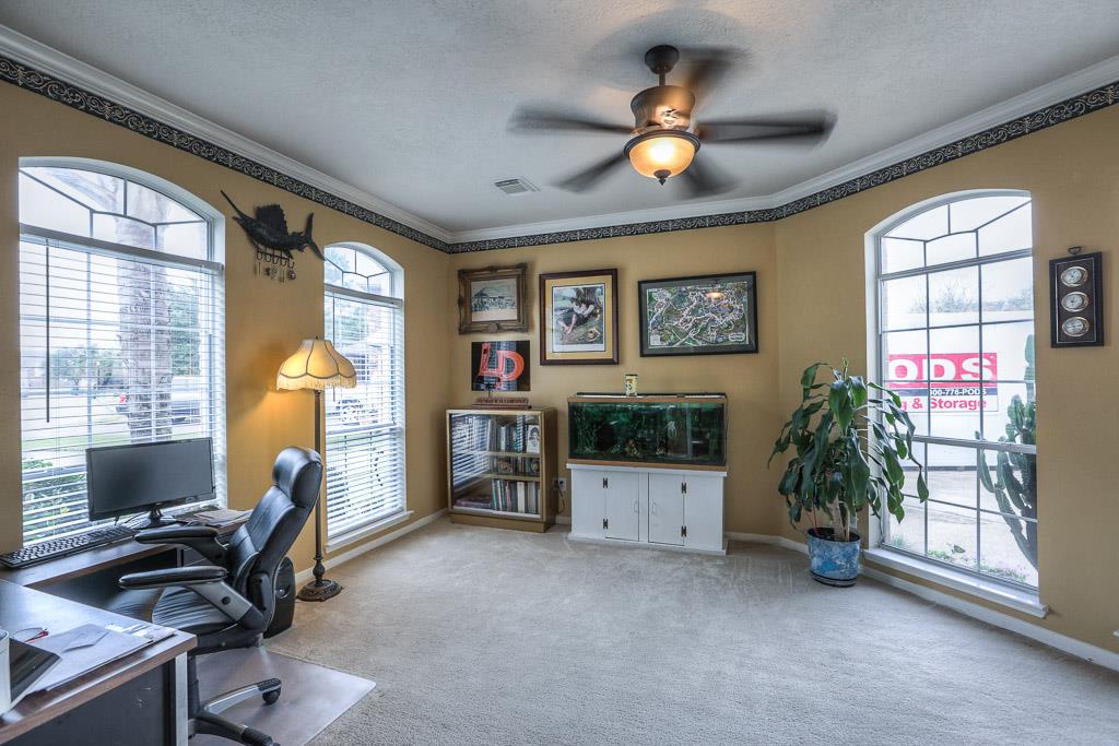 3425 Palm Bay, Seabrook, TX 77586