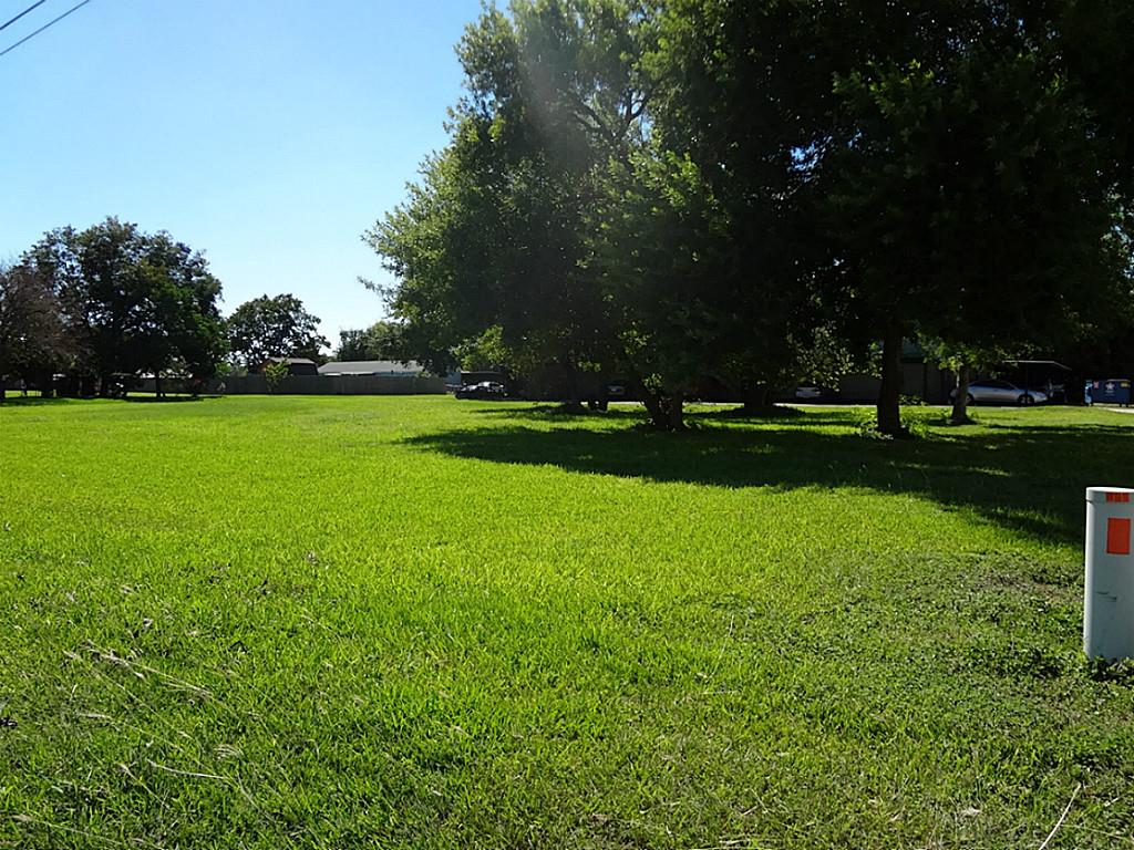 0 9th Street, Texas City, TX 77590