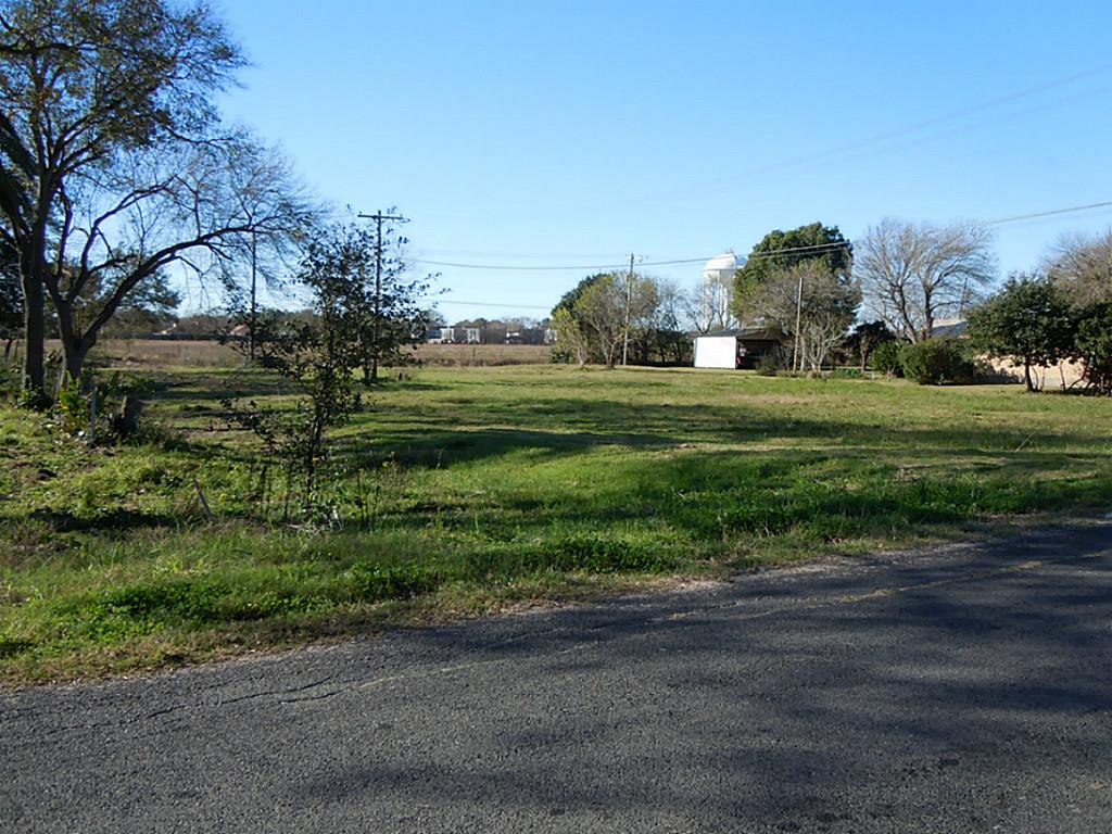 000 34th, Texas City, TX 77590