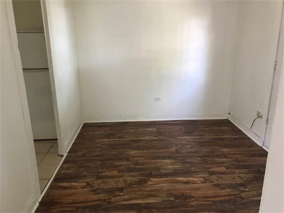 2 11th Avenue, Texas City, TX 77590