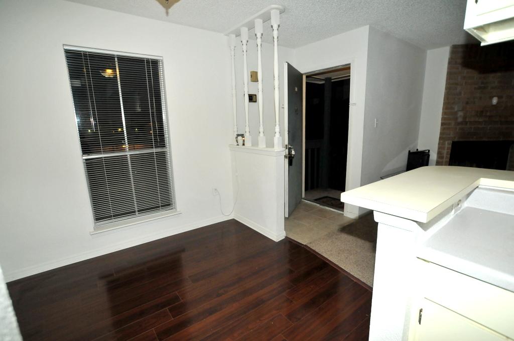 250 El Dorado Boulevard, Webster, TX 77598