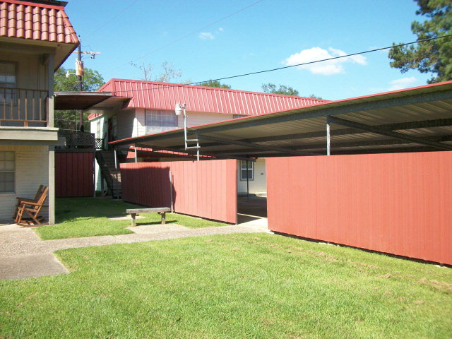 3650 Fishook Ln, Bridge City, TX 77611