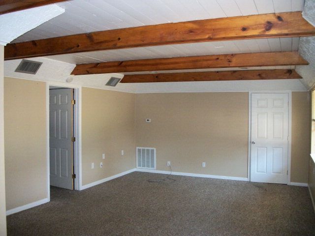 3650 Fishook Ln, Bridge City, TX 77611