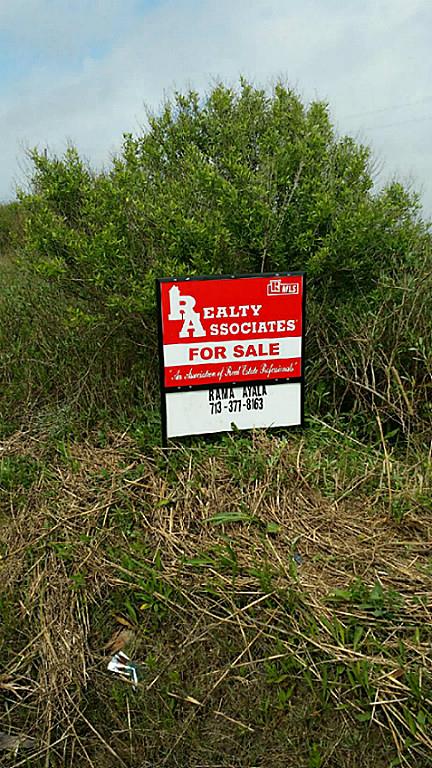 0 0, Gilchrist, TX 77617