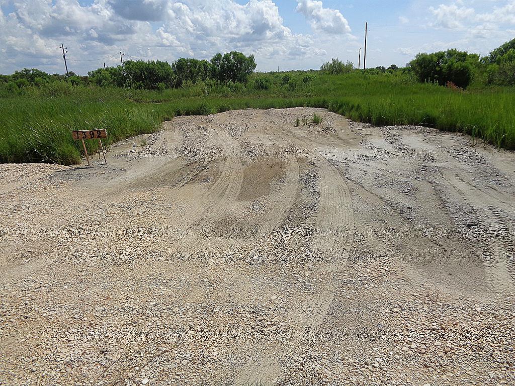 1392 Van Sant, Gilchrist, TX 77617