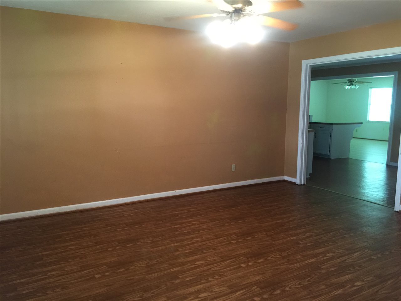 5030 Sue, Groves, TX 77619