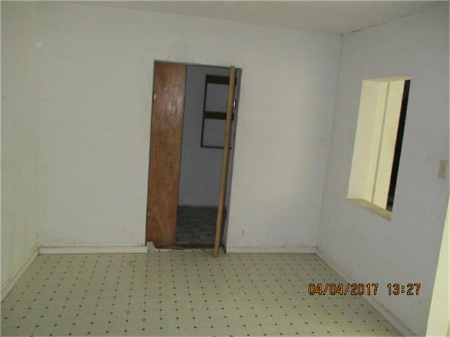 414 E 2nd Street, Kountze, TX 77625