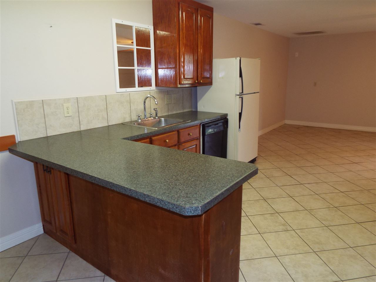 5307 Wyatt Paul Lane, Mauriceville, TX 77626