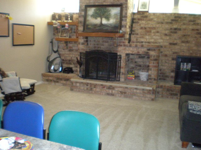 3015 Avenue L, Nederland, TX 77627