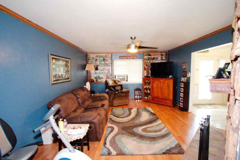 2092 Honeysuckle, Orange, TX 77632
