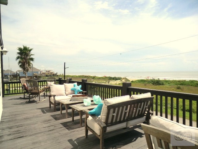 1349 Emerald Drive, Crystal Beach, TX 77650